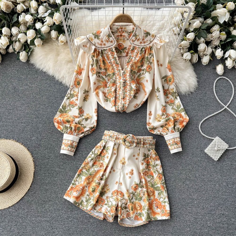Elegant Summer Two Piece Outfit Floral Print Blouse And Shorts